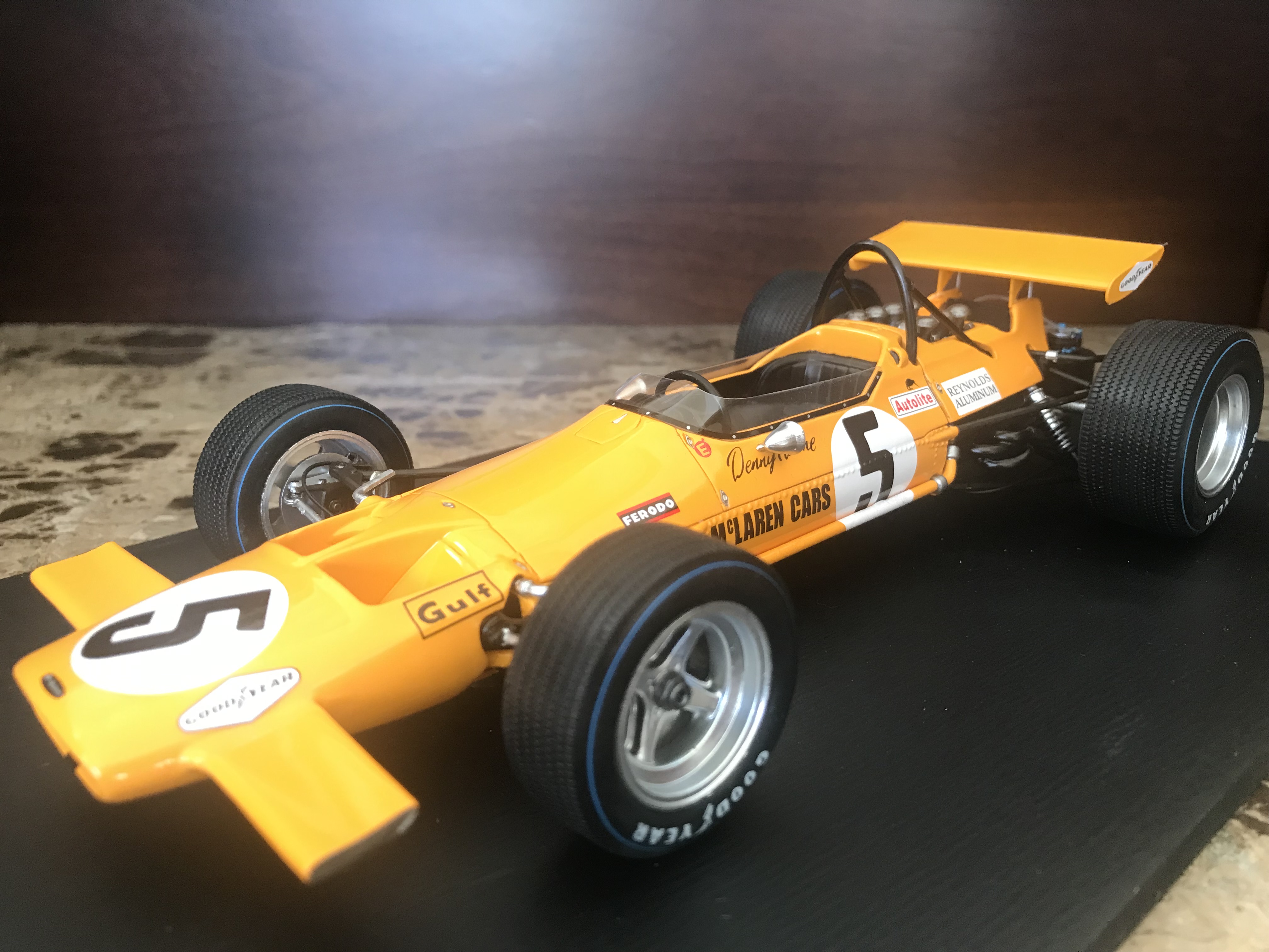 Spark スパーク 1/18 McLaren マクラーレン F1 M7A メキシコGP ウィナー D.ハルム 1969 #5